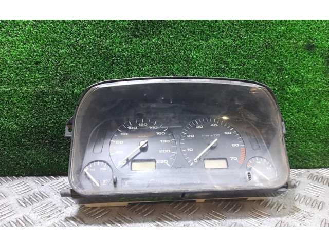 Панель приборов 88311188 Volkswagen Golf III