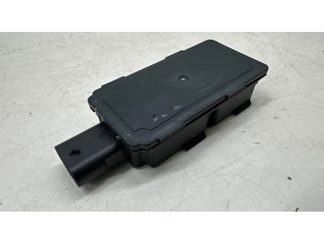 Antenos valdymo blokas