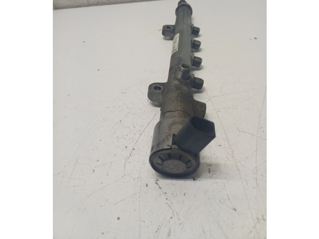 Vstřikovací lišta A6510700495 Mercedes-Benz E A207