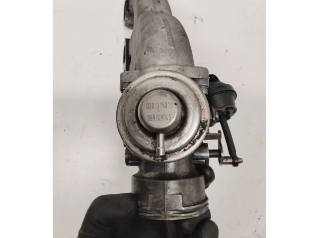 Turbodmychadlo Всасывающий коллектор 038129713AJ, 9201F3 Audi A6 S6 C5 4B
