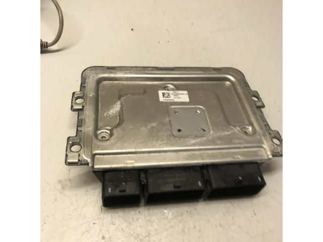 Блок управления двигателя 237109776R Dacia Duster II