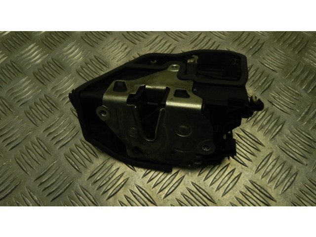 Замок багажника 053702, T5796 BMW 4 F32 F33 2013-2017 года