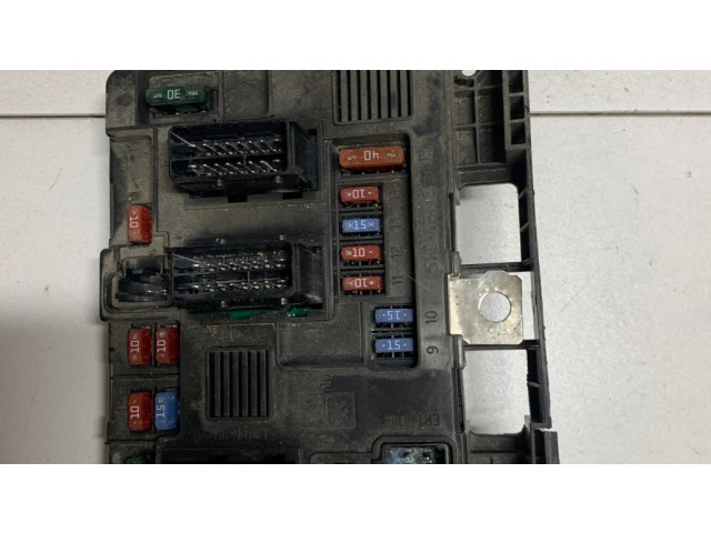 Pojistková skříňka Řídící jednotka BSM T118470002J Peugeot Partner 2005