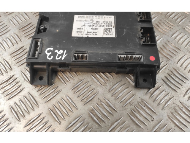 Блок комфорта 0747G02X, 80111604 Tesla Model S