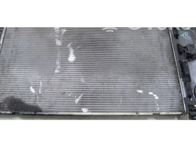 Радиатор охлаждающей жидкости    Volvo XC60  