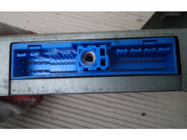 Řídící jednotka Nissan Serena 1994