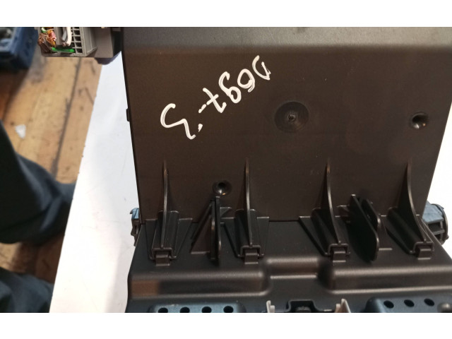 Блок предохранителей 30786476 Volvo XC90