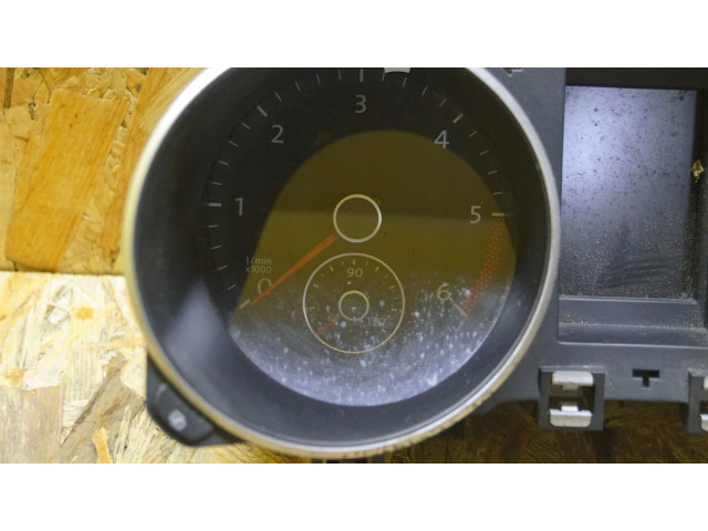Панель приборов 5K0920960N Volkswagen Golf VI
