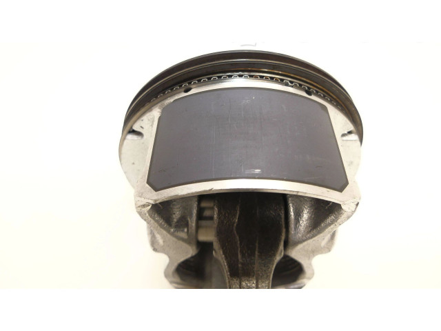  Поршень с шатуном KR15DDT   Nissan X-Trail T33  