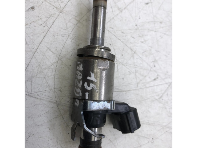 Vstřikovač PE0113250B Mazda 3 III pro benzínový motor 2.0