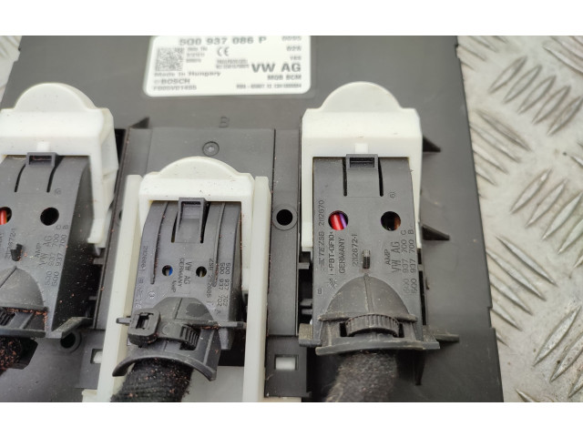 Блок комфорта 5Q0937086P Skoda Octavia Mk3 (5E)