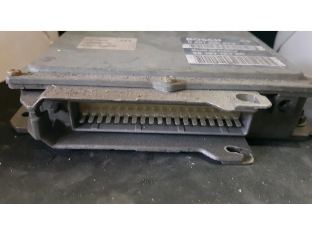 Блок управления двигателя 0261200673   Citroen Xantia