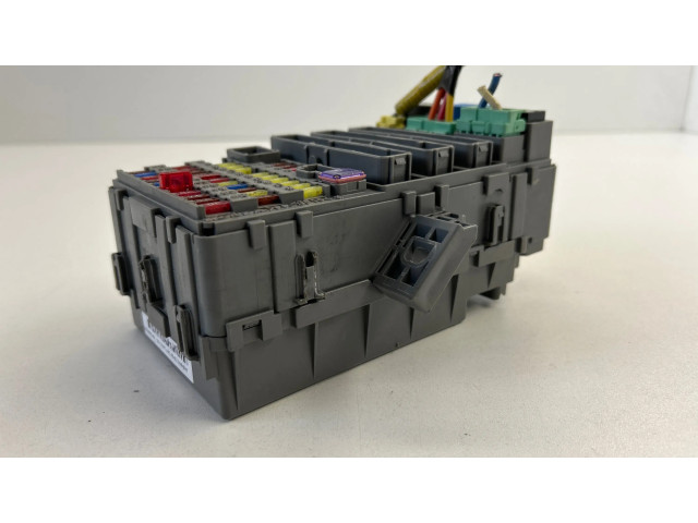 Блок предохранителей 52555LH, 5LHH5MV07   Mercedes-Benz E W211    