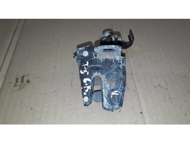 Замок задней крышки