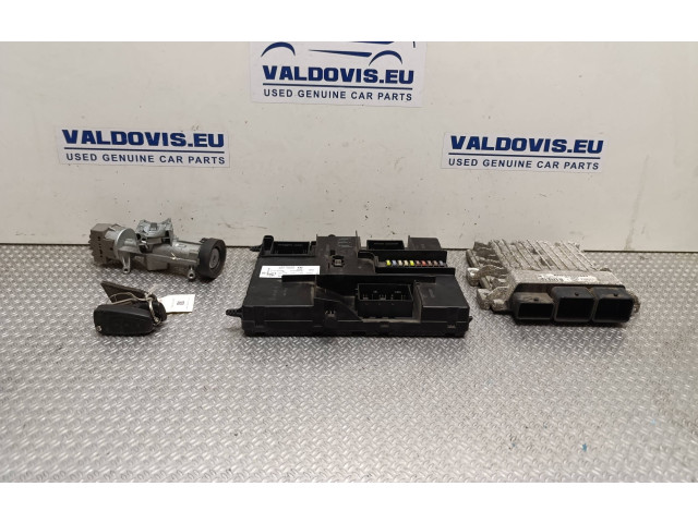 Комплект блоков управления BK2112A650AC, J38AC   Ford Transit Custom