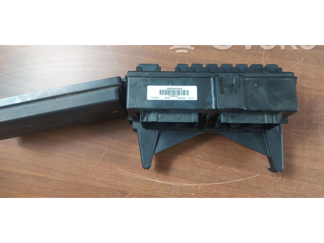 Блок предохранителей T7QH06050XA42 Jeep Grand Cherokee (WK)