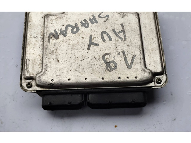 Блок управления двигателя 038906019LR, 0281011143   Ford Galaxy