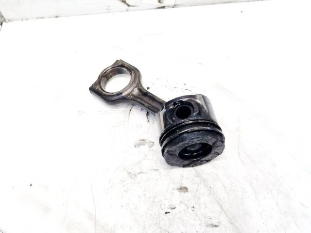 Píst Citroen C4 I pro naftový motor 1.6