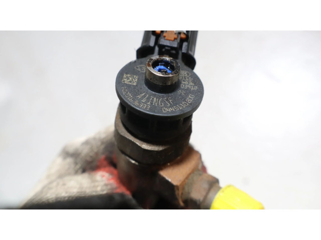 Vstřikovač 0445110800   Renault Megane IV     