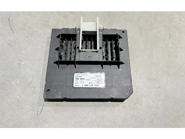 Блок комфорта 5Q0937086T, F005V01553 Skoda Octavia Mk3 (5E)