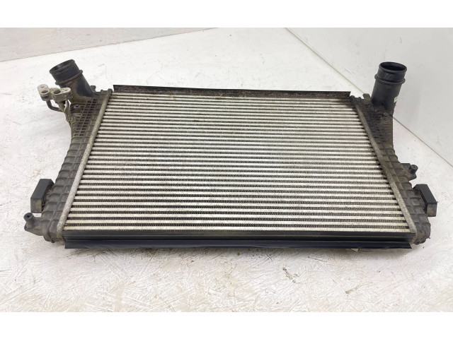 Интеркулер  1K0145803BN, 1K0820411AE   Skoda Octavia Mk2 (1Z) 