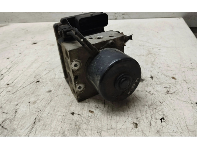 Блок АБС    Volvo  V70  2000 - 2004 года