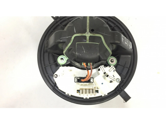 Вентилятор печки    1234567   BMW X4 F26