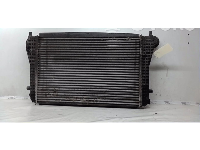Радиатор интеркулера 1K0145803CD Volkswagen Golf VI