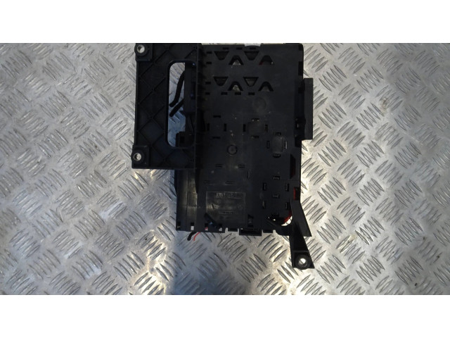   Pojistková skříňka 7L0937548C   Audi Q7 4L 2008