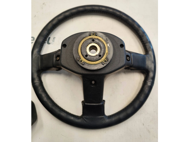 Volant Nissan Bluebird 1984