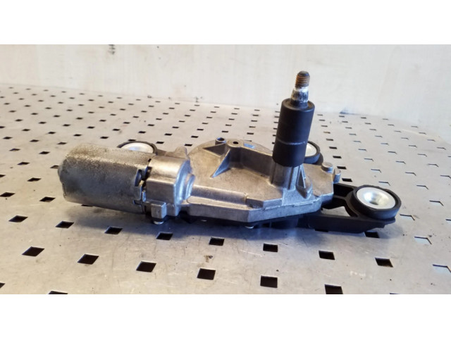 Моторчик заднего дворника 0390201854, 8V4117K441AB    Ford Kuga I