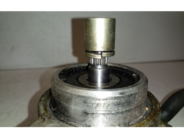 Рулевая рейка Насос усилителя руля 8H800, 48052070 Nissan X-Trail T30 2001 - 2007 года