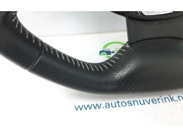 Руль Renault Twingo III 2014 - года 484001757R, 484001757R