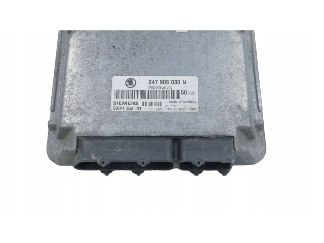 Řídící jednotka 047906030N, 5WP435201 Skoda Felicia I 2000