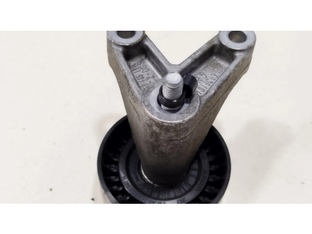 Крепление опоры для ремня генератора