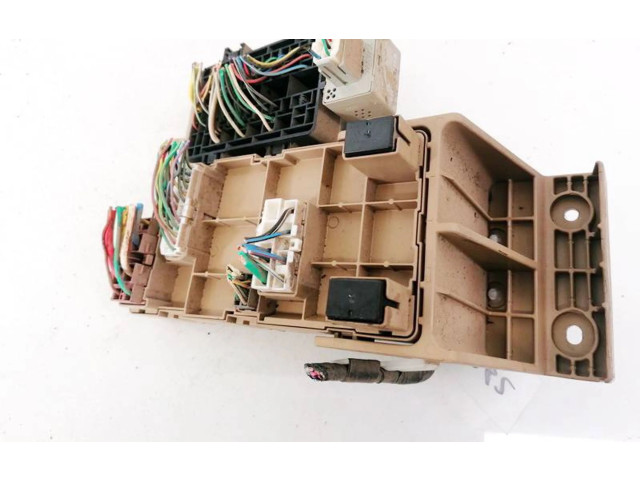 Блок предохранителей  82201FG010, 805300   Subaru Forester SH    