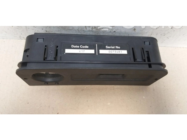 Дисплей    4519419, 4519419   Saab 900