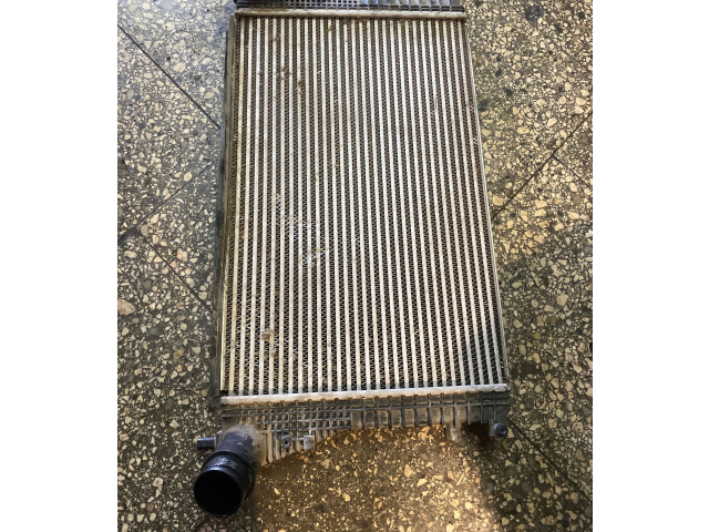 Интеркулер  1K0145803CA   Volkswagen Caddy 