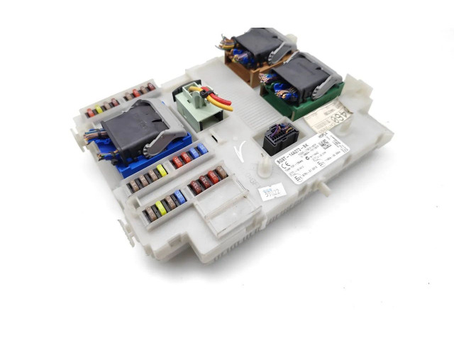 Блок предохранителей BG9T-14A073-BK Ford Mondeo MK IV