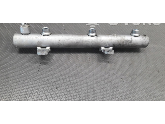 Топливная рампа 059130090AF   Audi A6 S6 C6 4F  