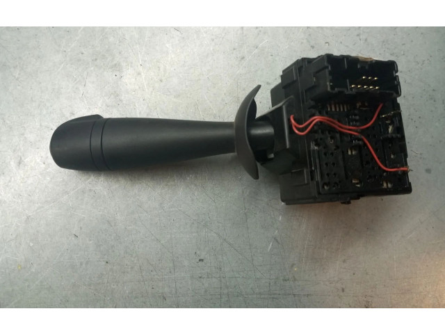 Включатель скорости стеклоочистителей 681726046R, E10670243 Dacia Sandero