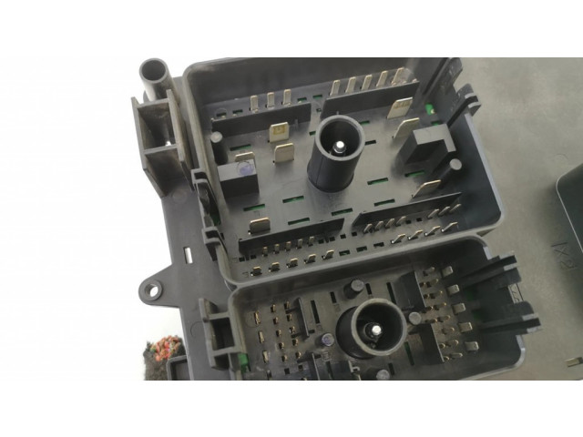 Блок предохранителей 13275884, MJ Opel Insignia A