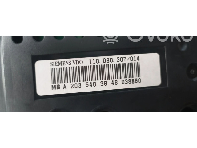 Přístrojová deska Mercedes-Benz C W203 2001 A2035403948