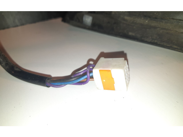 Zpětné zrcátko pravé Mazda 323 2001 E13020089, E13010089