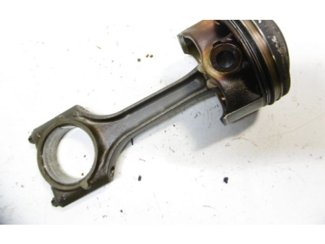 Поршень Skoda Octavia Mk2 (1Z)