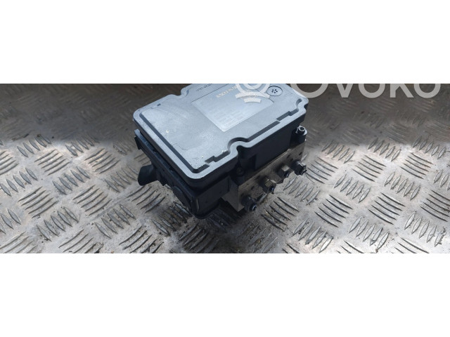 Блок АБС 30681619, P30681619 Volvo V70 2008 - 2013 года