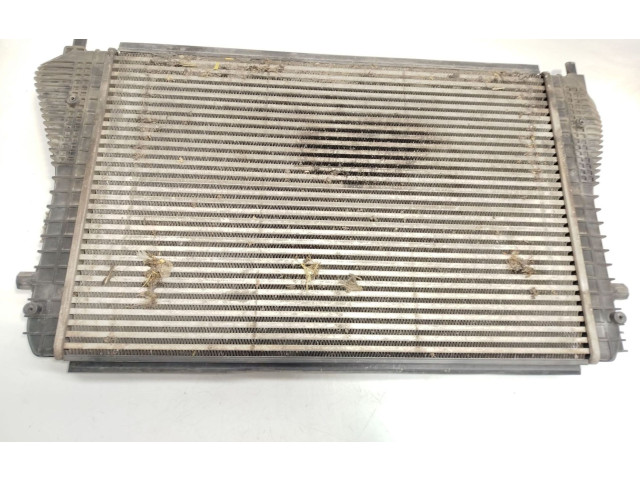 Интеркулер  1K0145803L   Skoda Octavia Mk2 (1Z) 