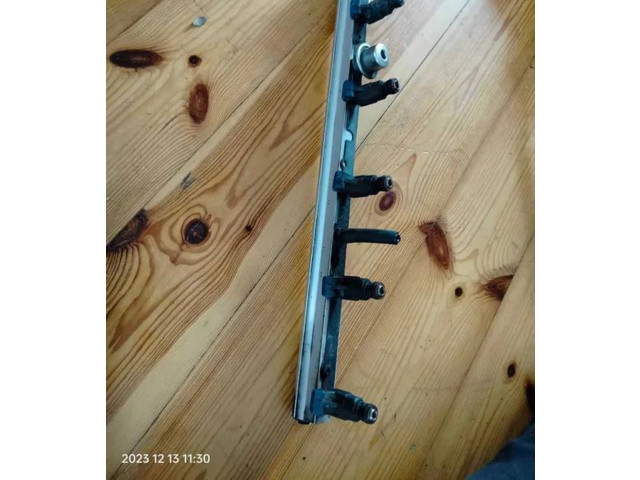 Топливная рампа 8631828, 1473 Volvo S80