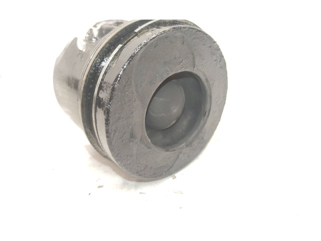 Поршень с шатуном 120A10282R, 7701475074 Renault Kangoo I