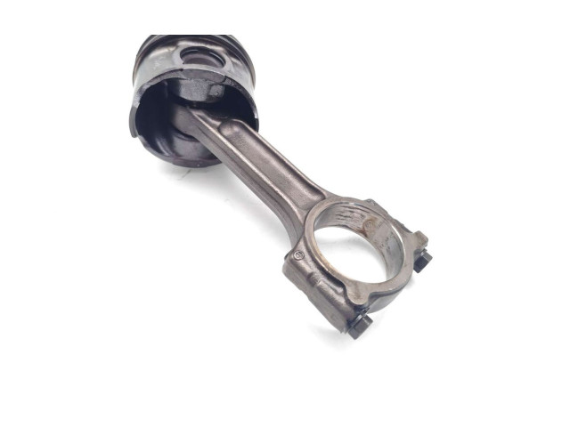 Píst K9K836 Renault Megane III K9K836